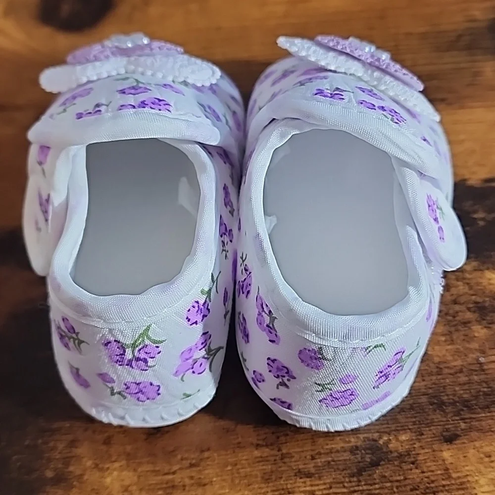 Floral Heart Baby Shoes - Purple and White Size 12 Shoes Soft